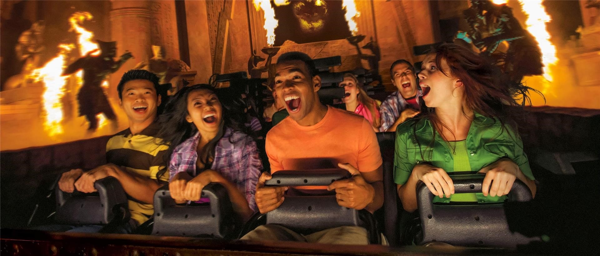 Patrons scream with joy on The Revenge of The Mummy ride.
