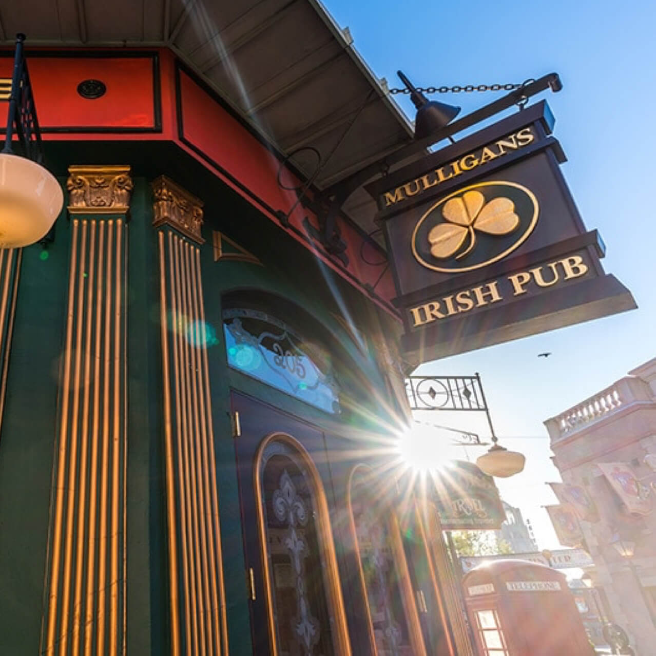 Mulligan's Irish Pub