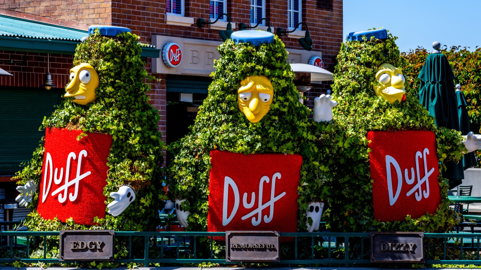 Statues in Duff Beer Garden