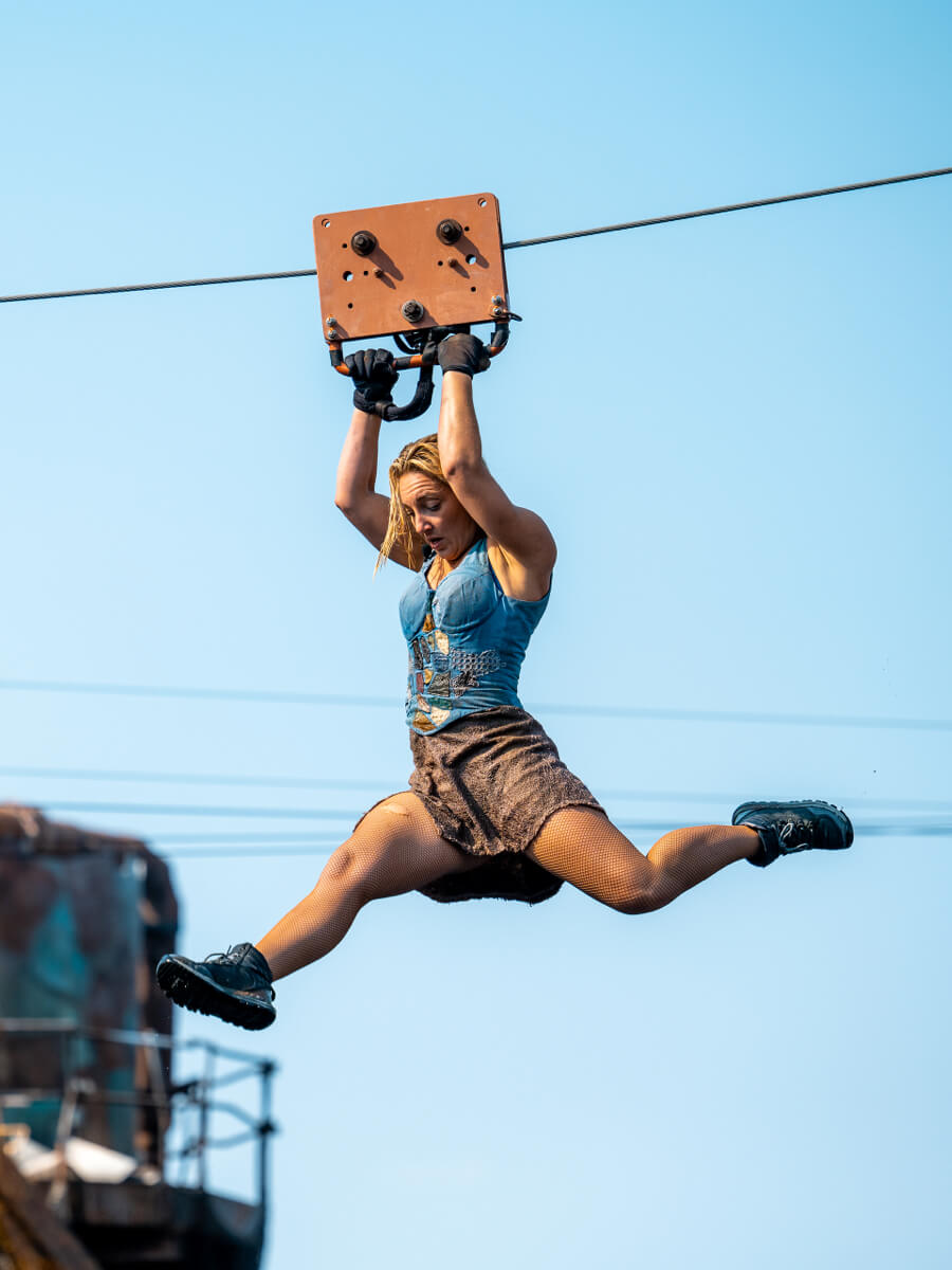 Universal Studios Hollywood Waterworld | Live Show & Live Stunts