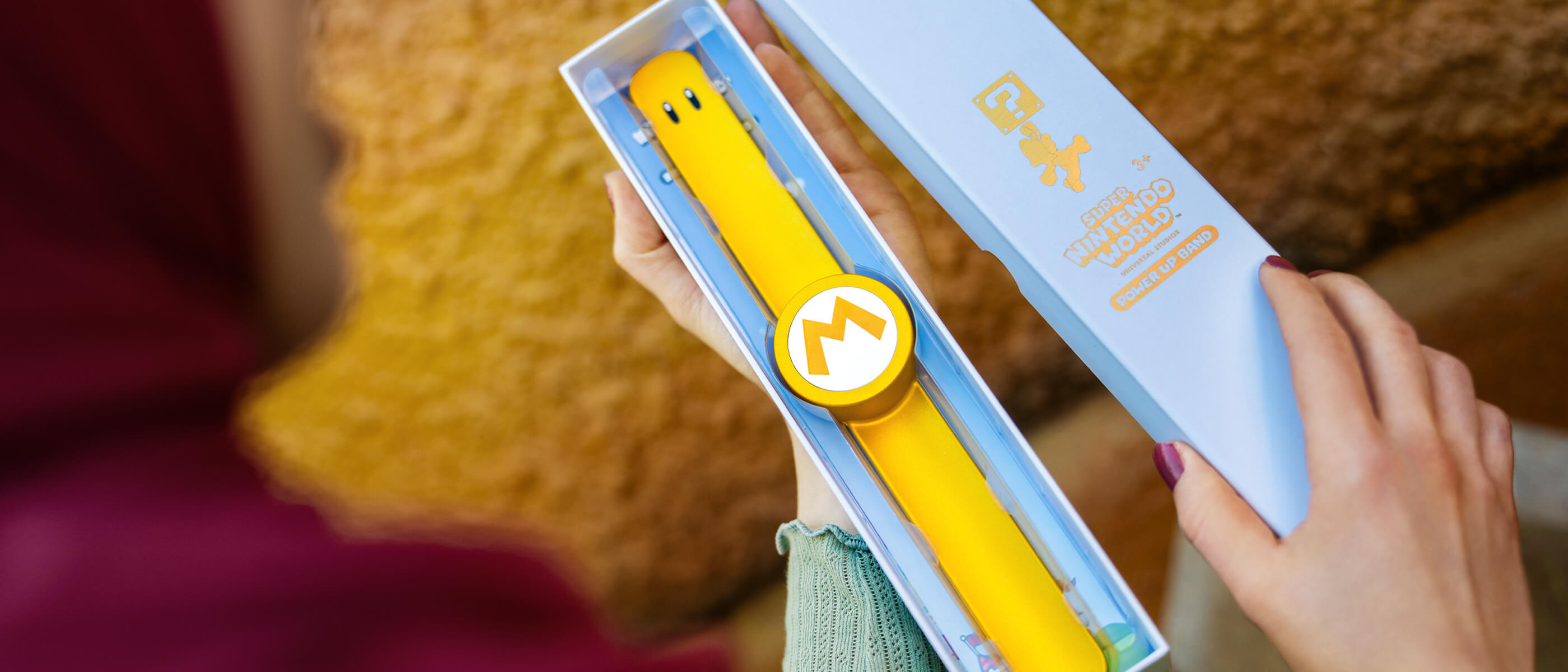 Unboxing of a Limited Edition Golden Power-Up Band™ for SUPER NINTENDO WORLD’s 1st year at Universal Studios Hollywood.