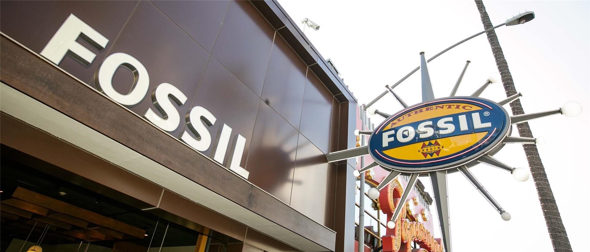 Fossil La Plaza Mall Online Store, UP 