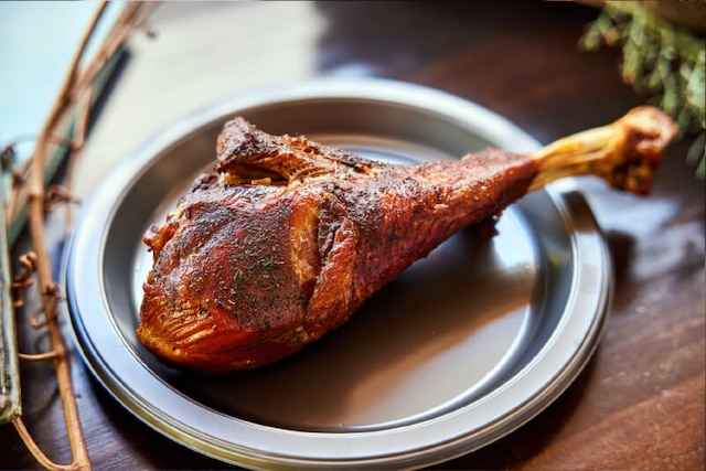 Smoked Turkey Leg, offered at Three Broomsticks™ in The Wizarding World of Harry Potter™.